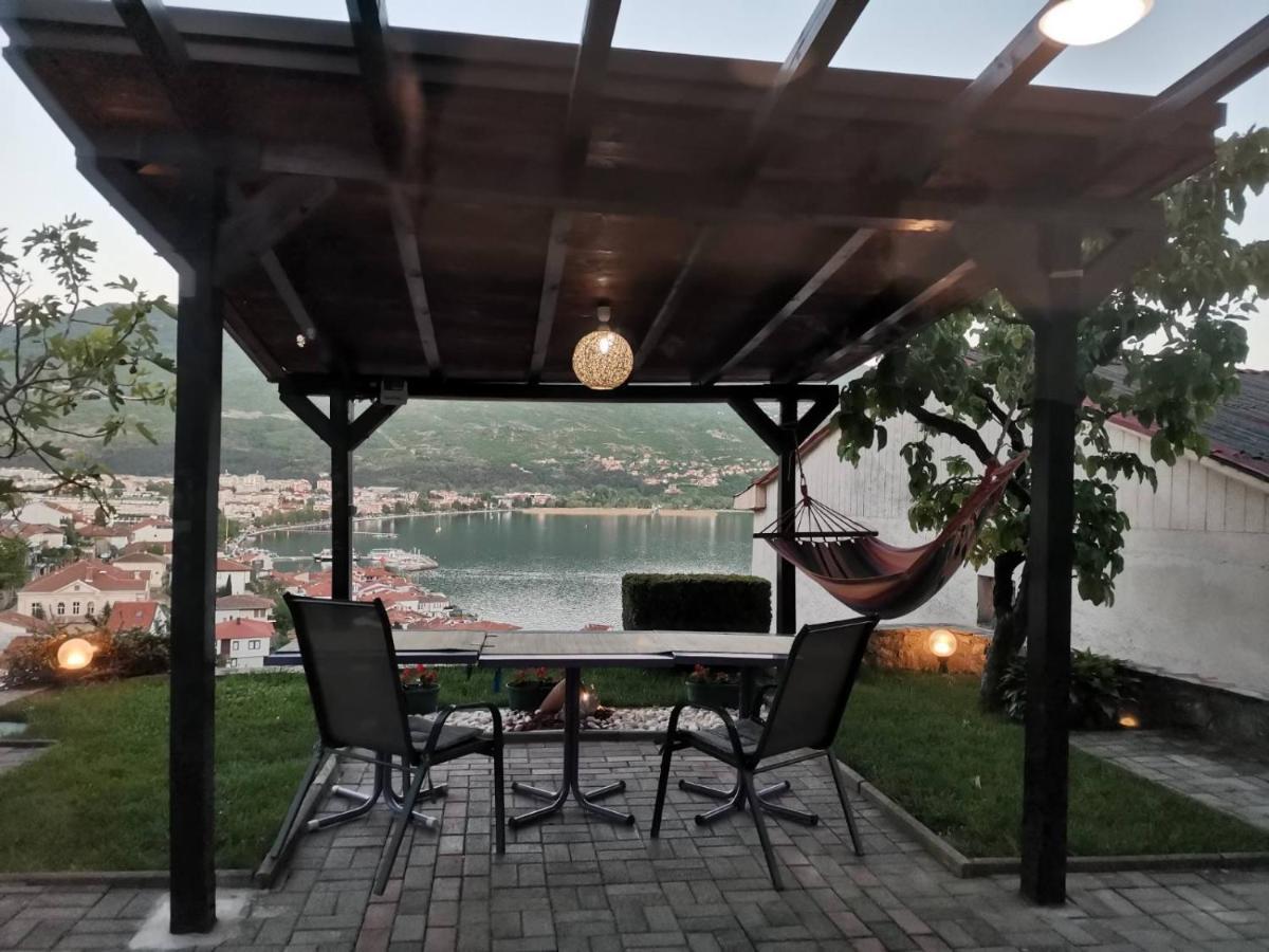 Snegar Apartments Охрид Экстерьер фото